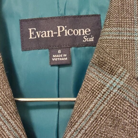 Ladies Evan-Picone 2 pce suit - NWT - Picture 2 of 9